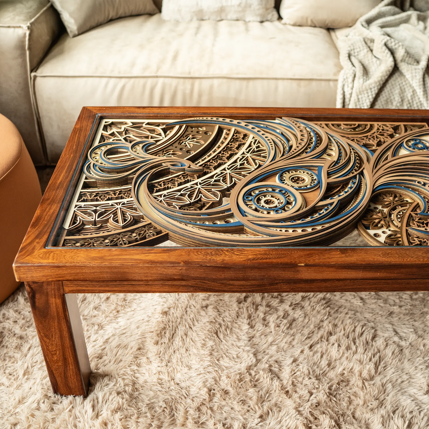 Phoenix Table detail