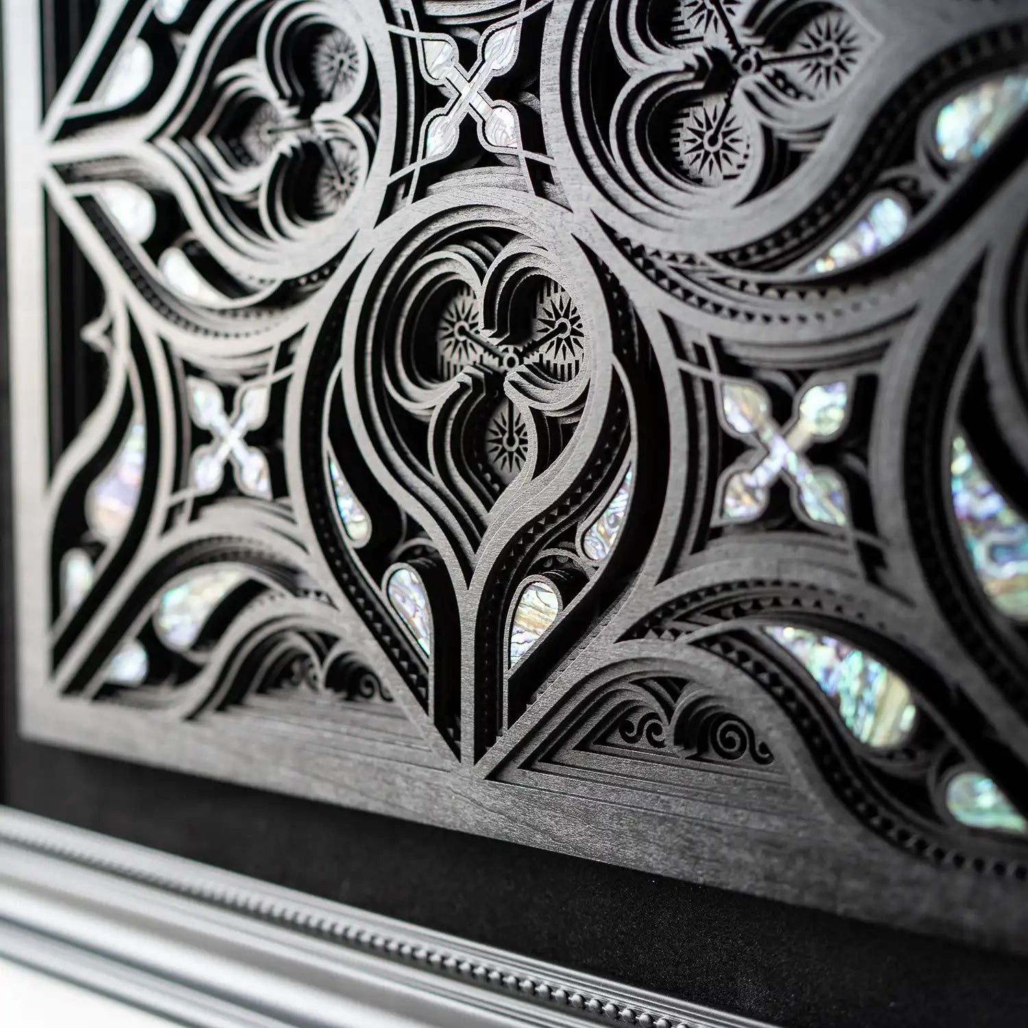 Aurora Rose detail