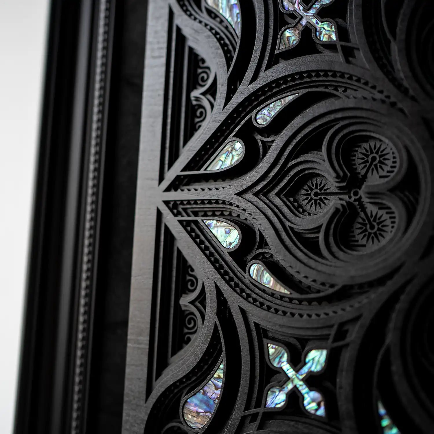 Aurora Rose detail
