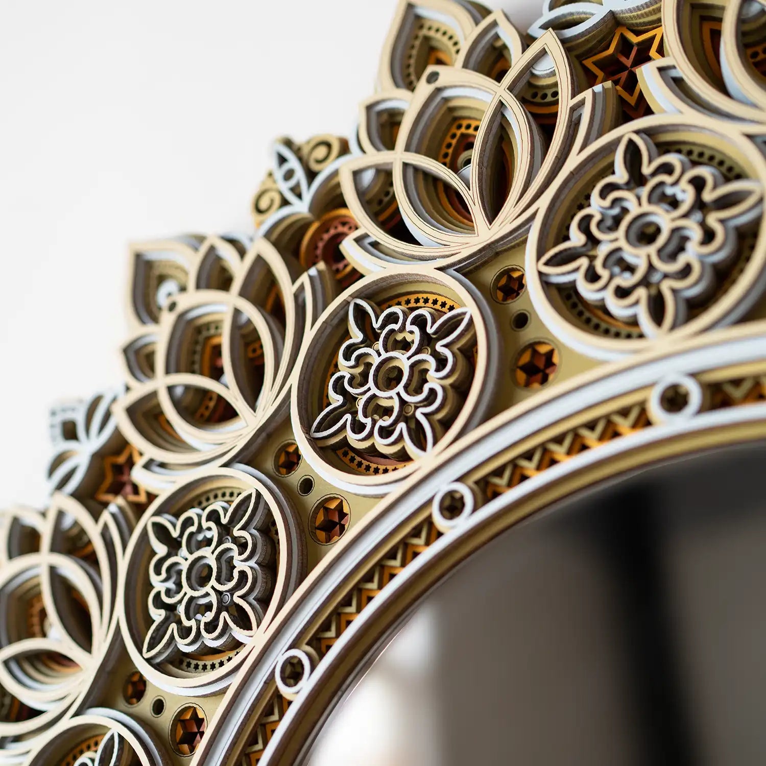 Decorative Wall Mirror detail
