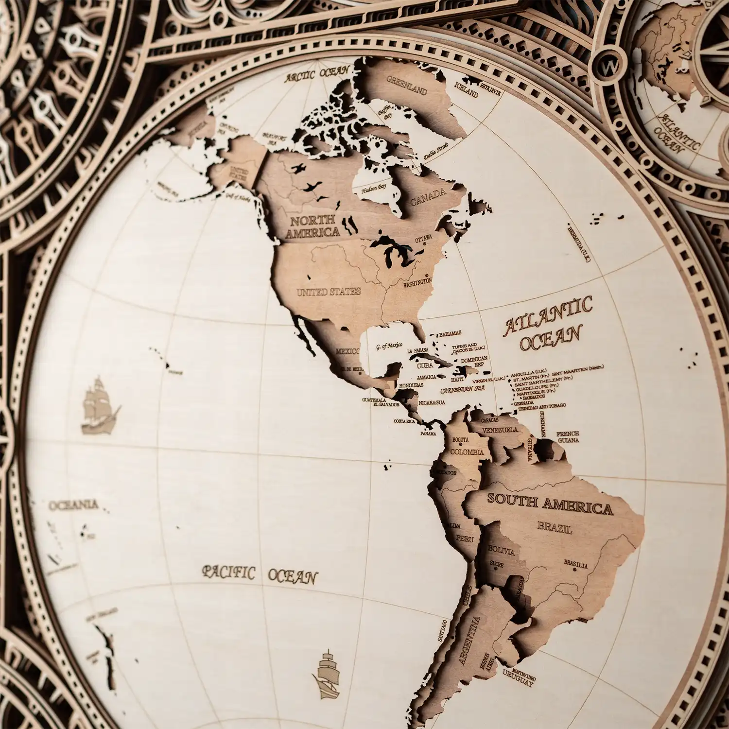 The Grand Navigator Dual-Hemisphere detail