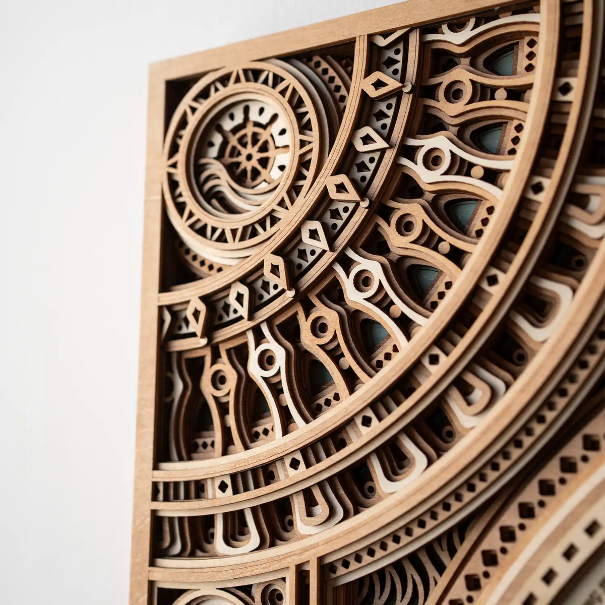 Grand Navigator Panoramic detail