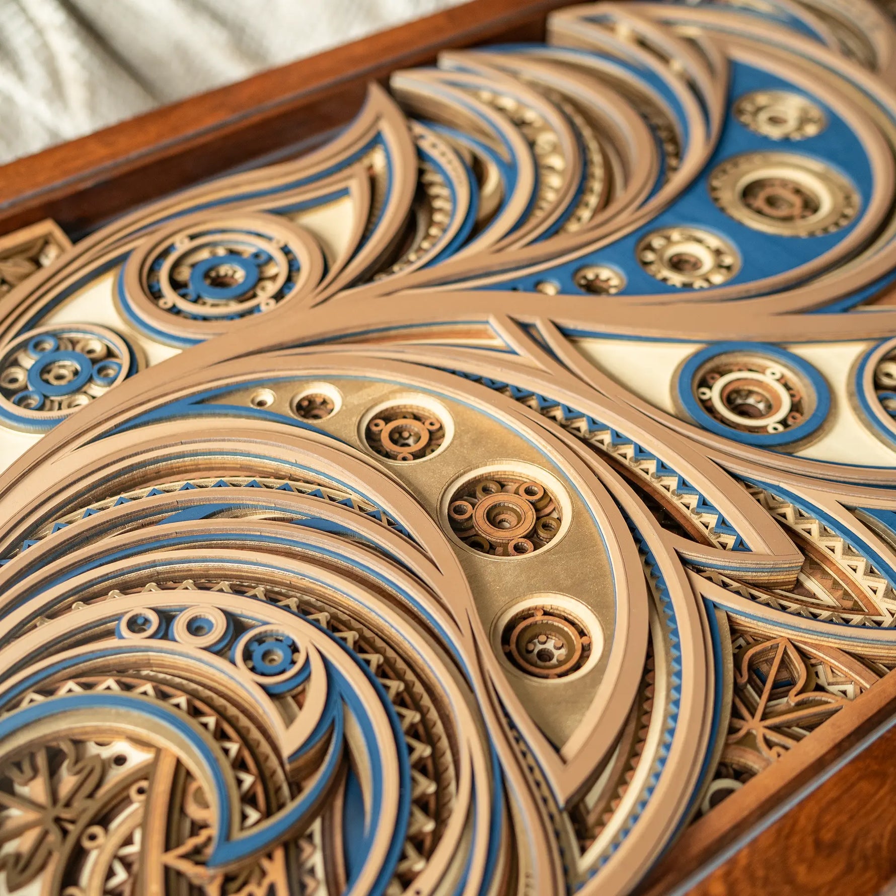 Phoenix Table detail